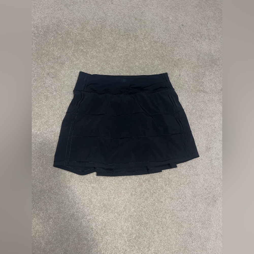 Lululemon skirt 2 Tall